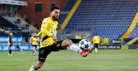 他们在场上 他们在场上