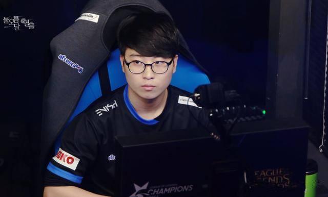 确保球员在 确保球员在